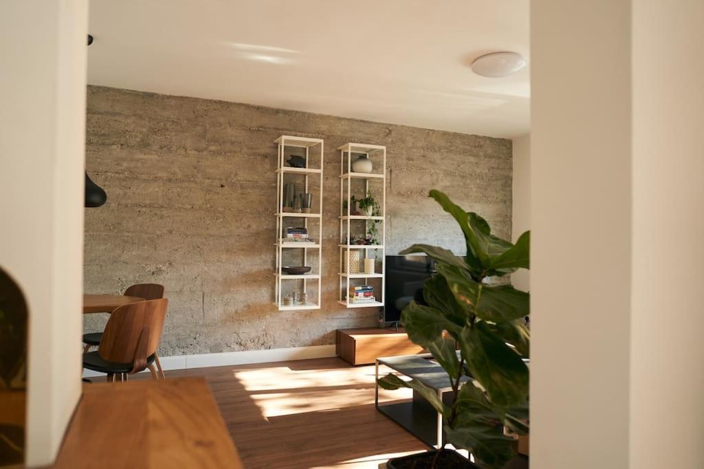 Ultracentral Two Rooms Apartment In Bukares Bagian luar foto